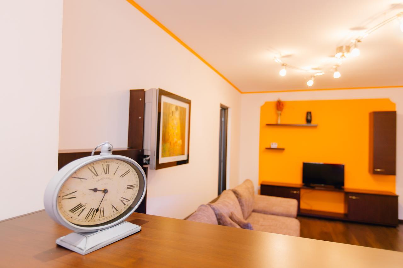 Apartament Horatio Galaţi エクステリア 写真