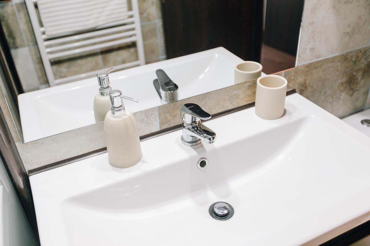 Apartament Horatio Galaţi エクステリア 写真